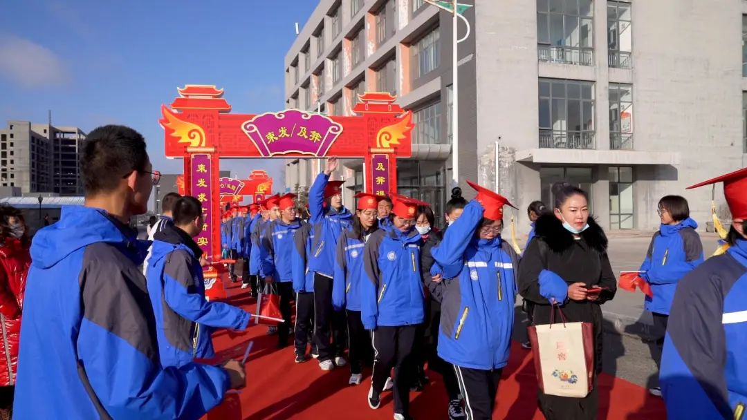 2020年11月19日内蒙古鄂尔多斯衡水实验中学.jpg